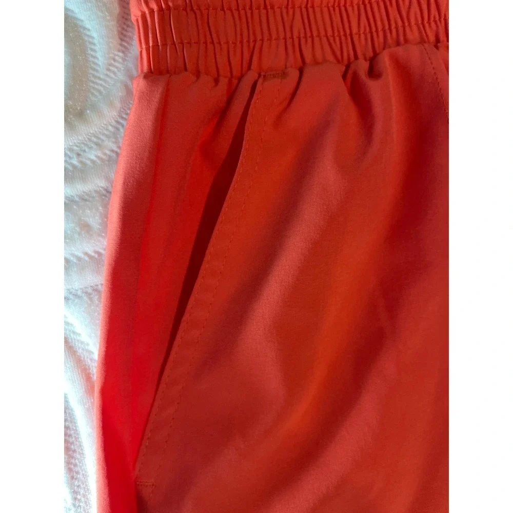 No Boundaries Girls Coral Orange Smocked Waist Athletic Shorts Size M 7-9